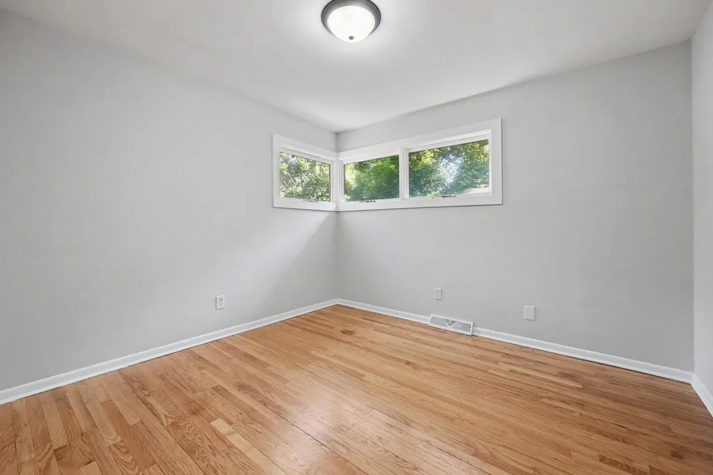 2639 Rockhill Drive NE Plainfield Charter Township MI 49525