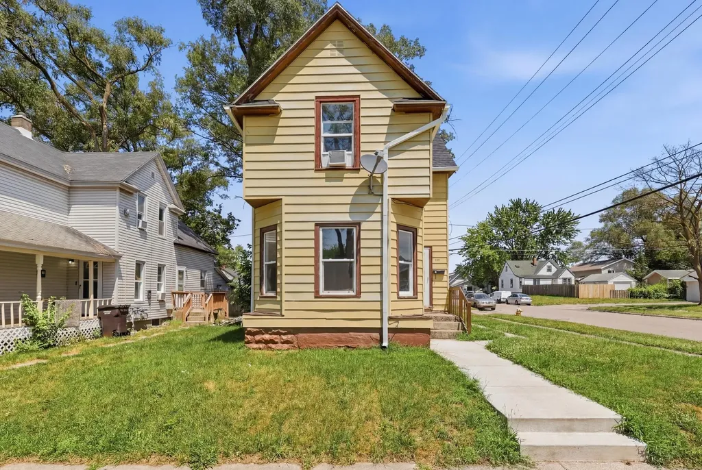 1201 Rathbone Street SW Wyoming City MI 49509