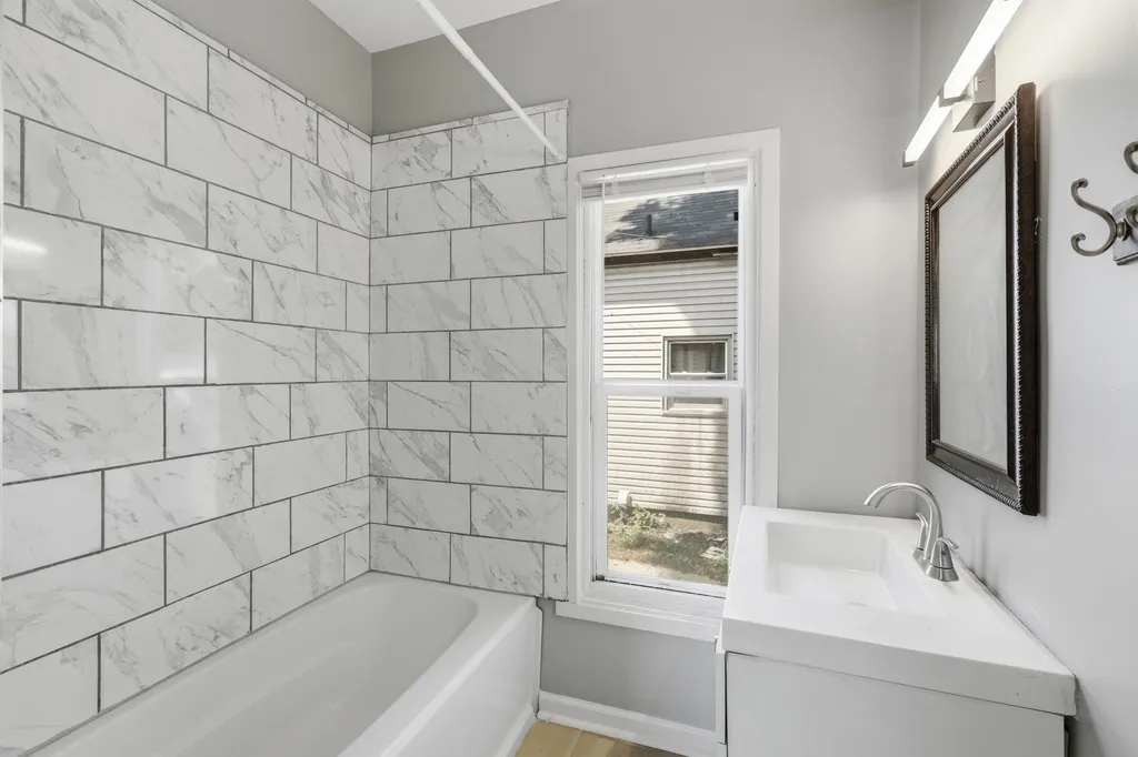 1201 Rathbone Street SW Wyoming City MI 49509
