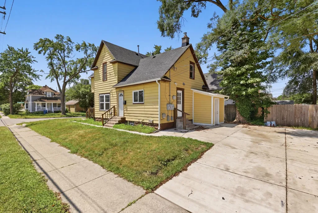 1201 Rathbone Street SW Wyoming City MI 49509