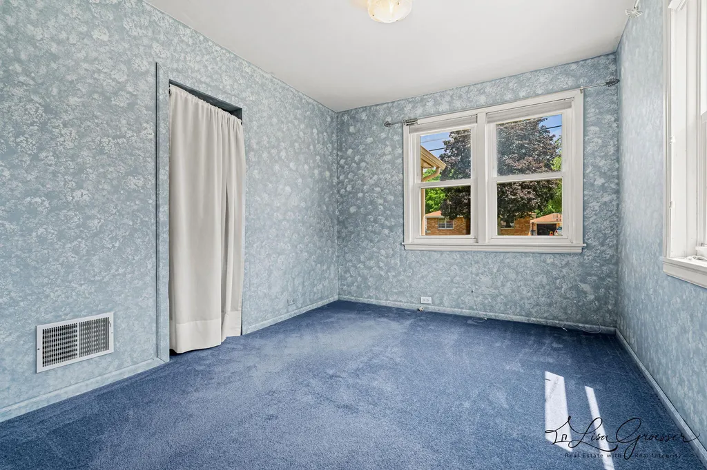 3289 Earle Avenue SW Grandville City MI 49418