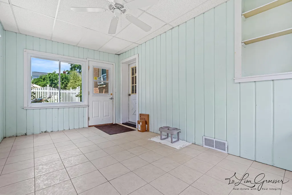3289 Earle Avenue SW Grandville City MI 49418