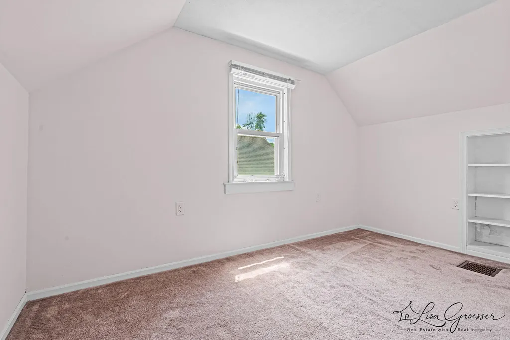 3289 Earle Avenue SW Grandville City MI 49418