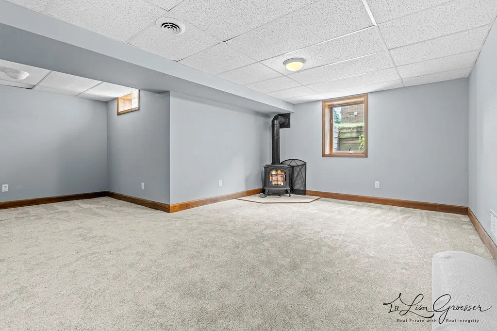 3289 Earle Avenue SW Grandville City MI 49418