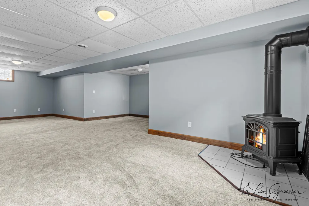 3289 Earle Avenue SW Grandville City MI 49418