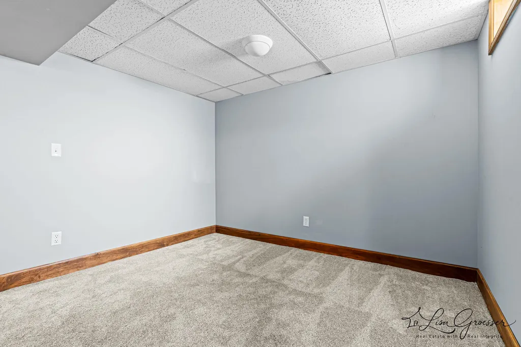 3289 Earle Avenue SW Grandville City MI 49418