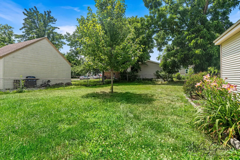 3289 Earle Avenue SW Grandville City MI 49418