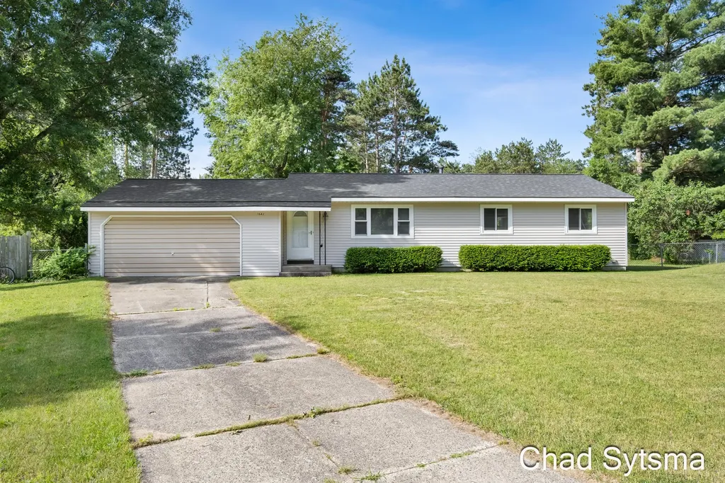 1643 Stonewood Drive SE Lowell Charter Township MI 49331