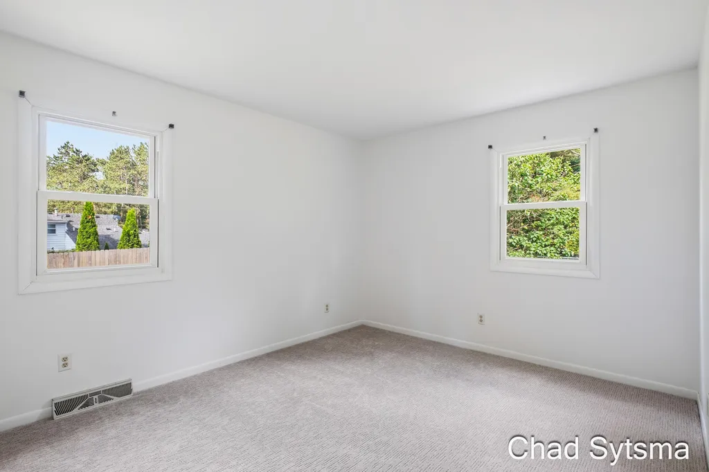 1643 Stonewood Drive SE Lowell Charter Township MI 49331