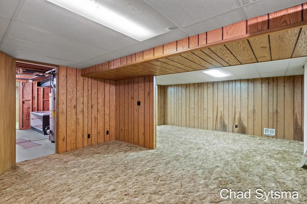 1643 Stonewood Drive SE Lowell Charter Township MI 49331