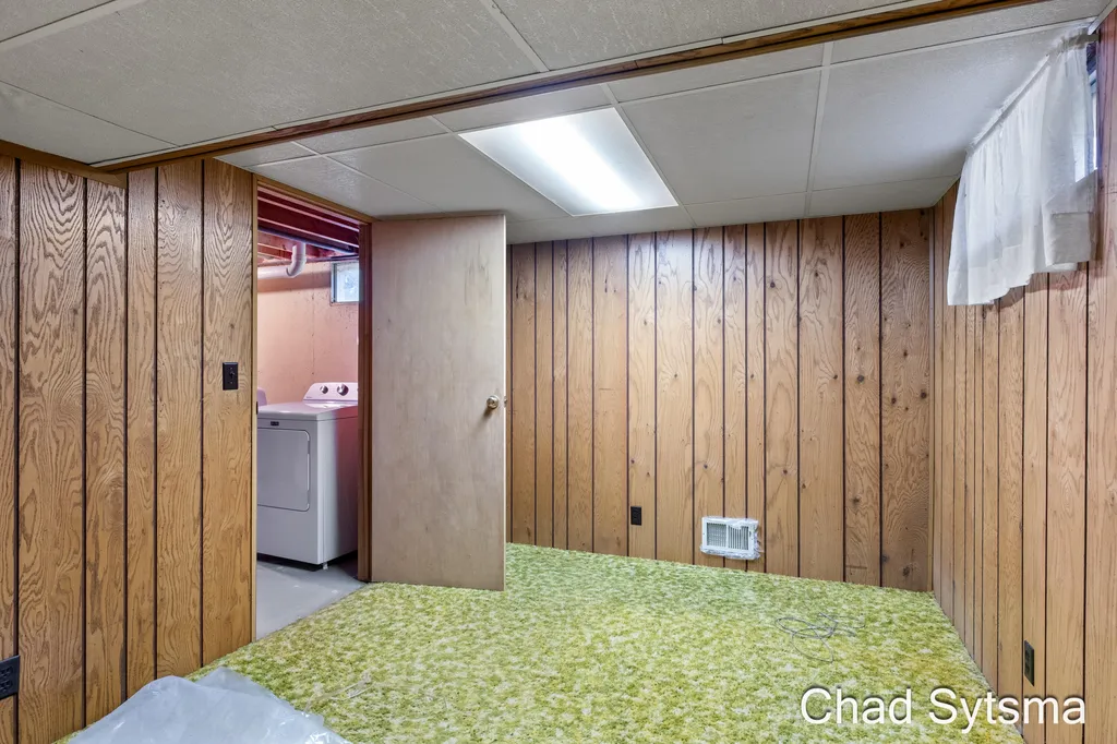 1643 Stonewood Drive SE Lowell Charter Township MI 49331