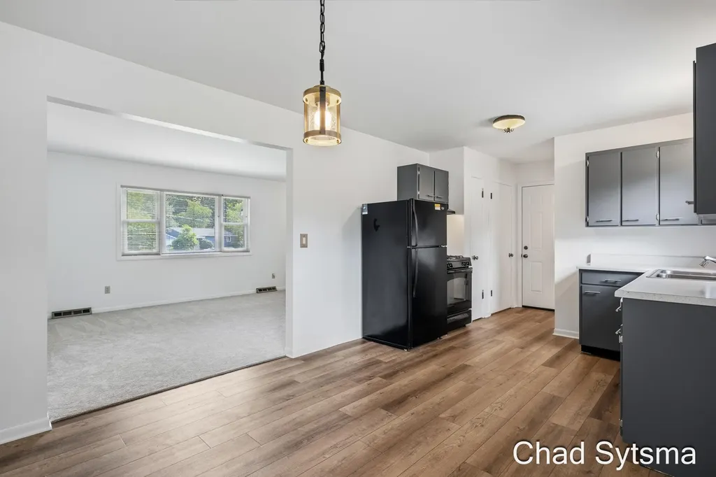 1643 Stonewood Drive SE Lowell Charter Township MI 49331
