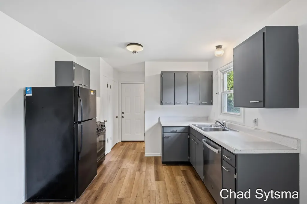 1643 Stonewood Drive SE Lowell Charter Township MI 49331
