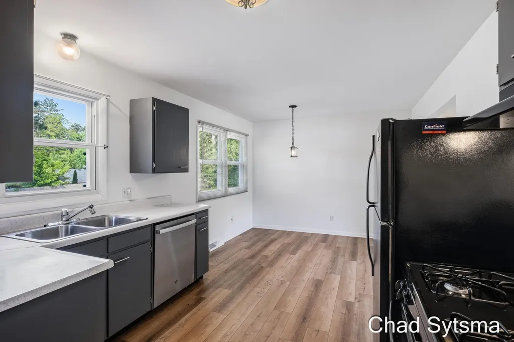 1643 Stonewood Drive SE Lowell Charter Township MI 49331
