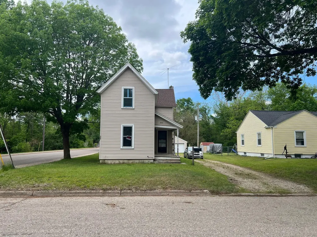 320 Morrell Street Plainwell City MI 49080
