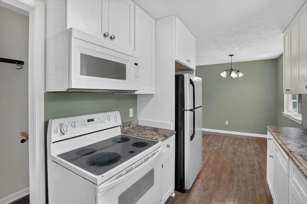 5833 Granary Lane Eaton Township MI 48911