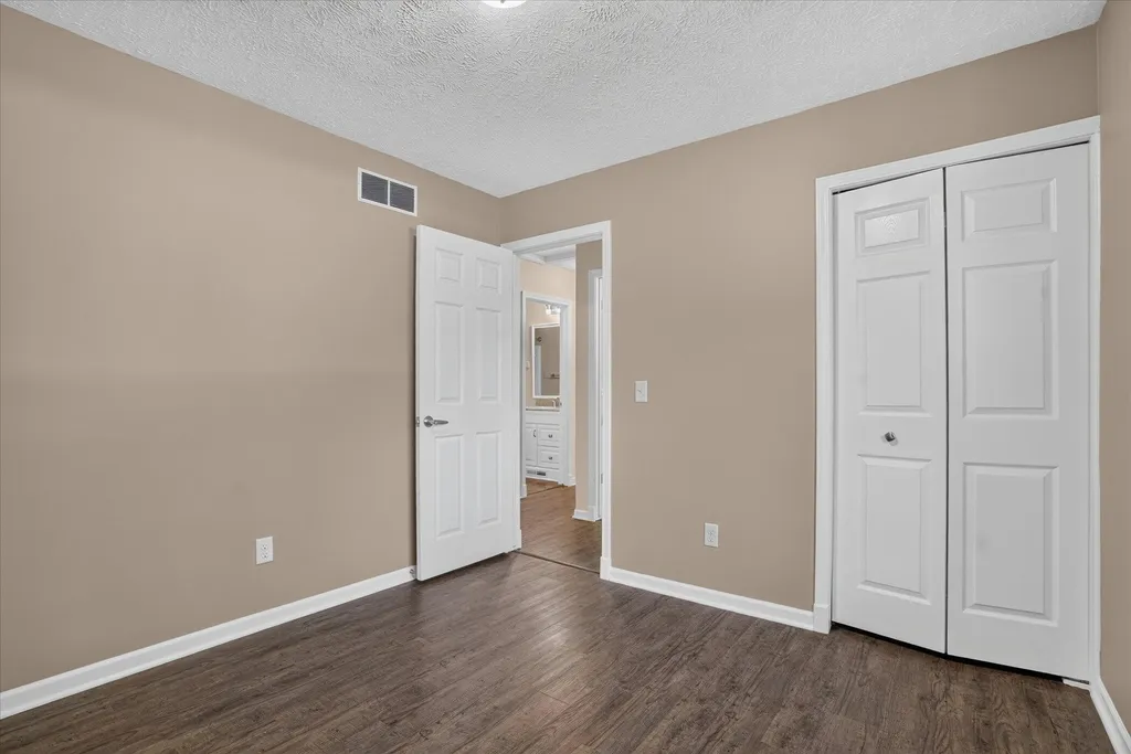 5833 Granary Lane Eaton Township MI 48911