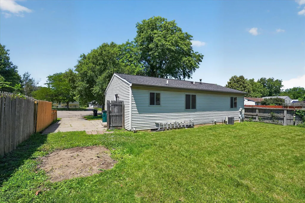 5833 Granary Lane Eaton Township MI 48911