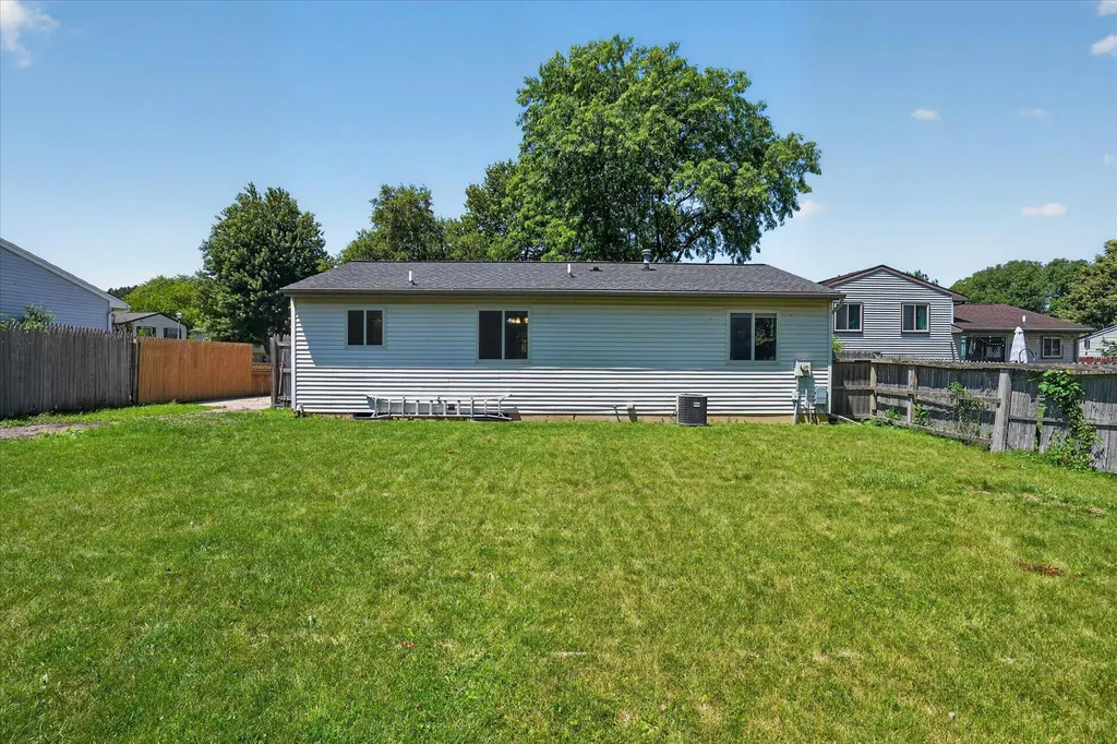 5833 Granary Lane Eaton Township MI 48911