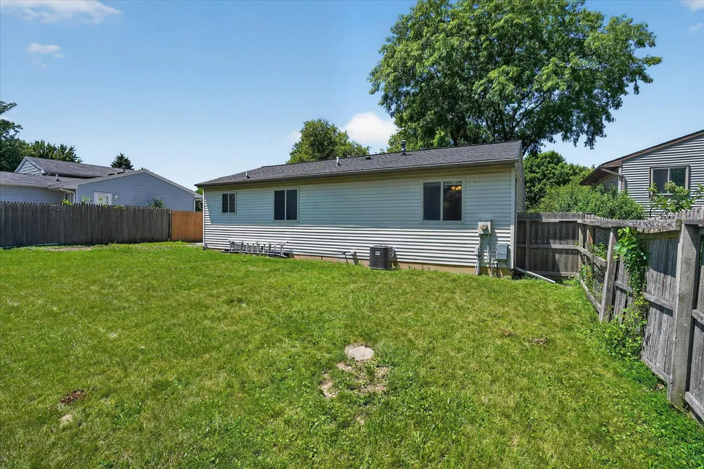 5833 Granary Lane Eaton Township MI 48911