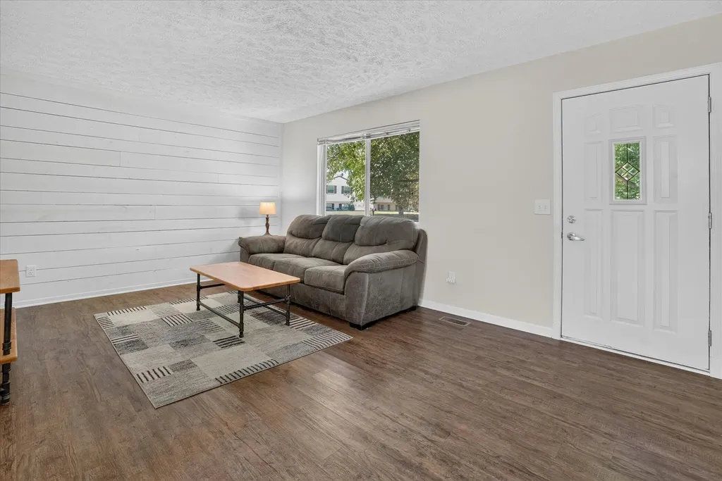 5833 Granary Lane Eaton Township MI 48911