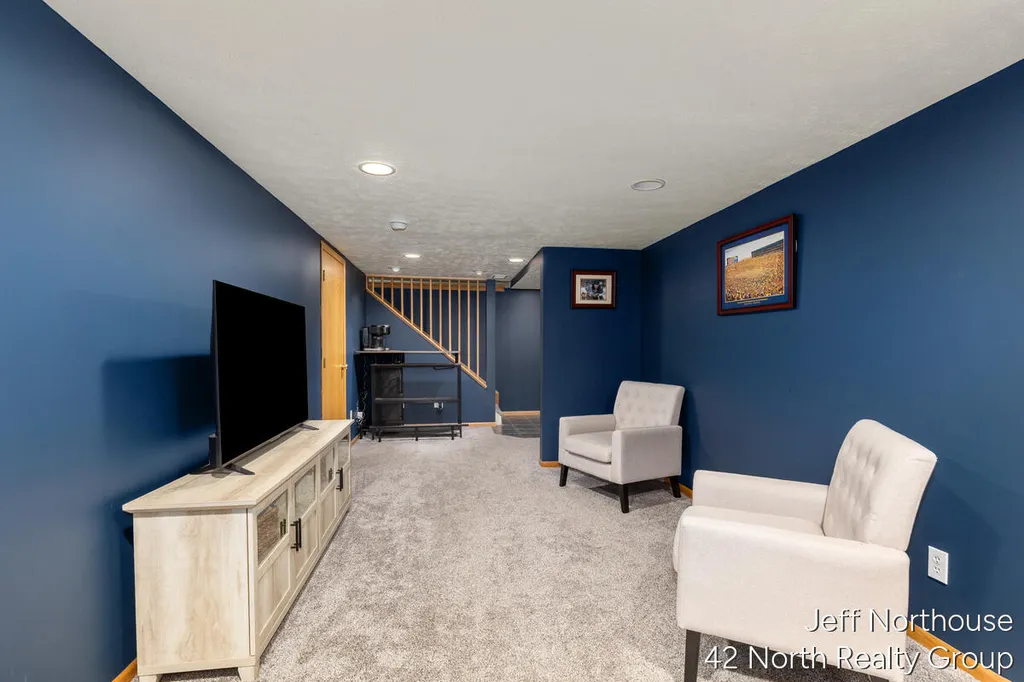 4619 Meryton Avenue NW Alpine Township MI 49321