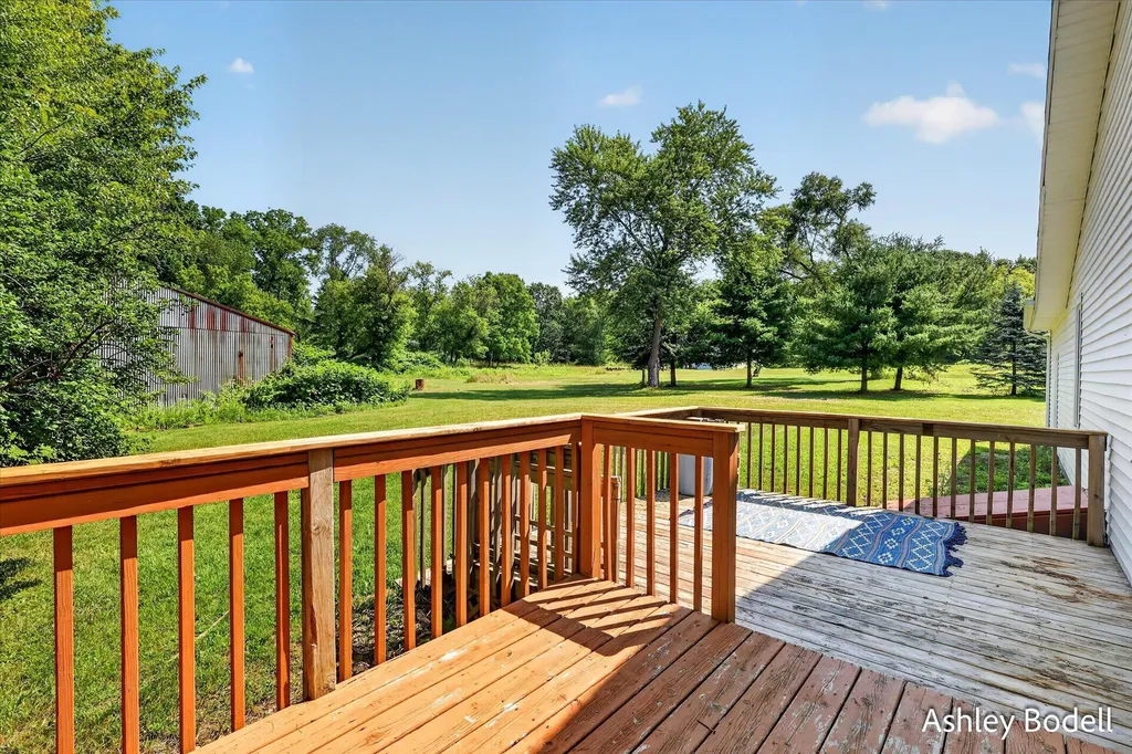 281 7 Mile Road NW Alpine Township MI 49321