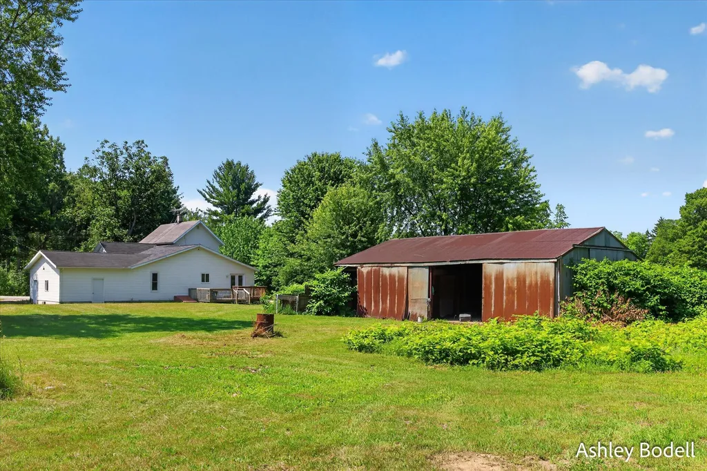 281 7 Mile Road NW Alpine Township MI 49321