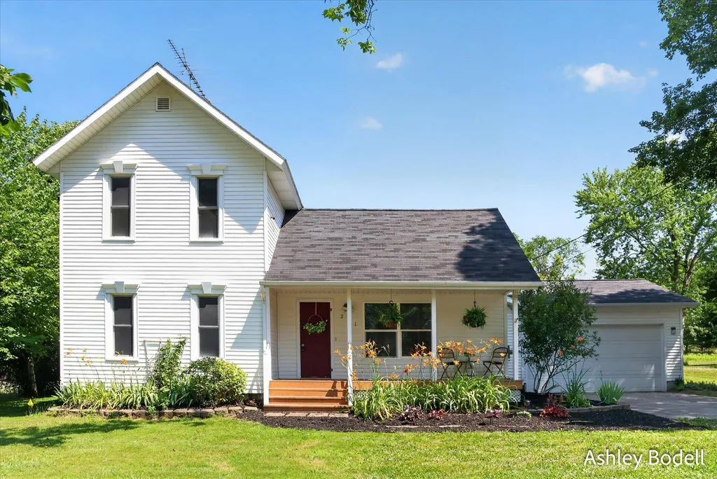 281 7 Mile Road NW Alpine Township MI 49321