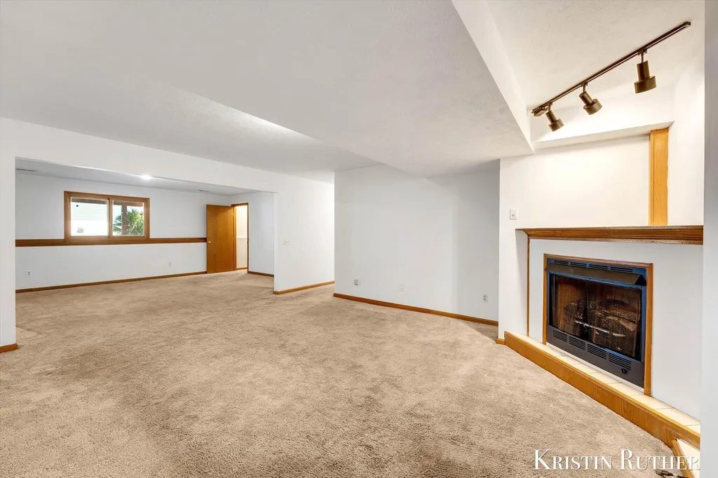 3843 44th Street SW Grandville City MI 49418