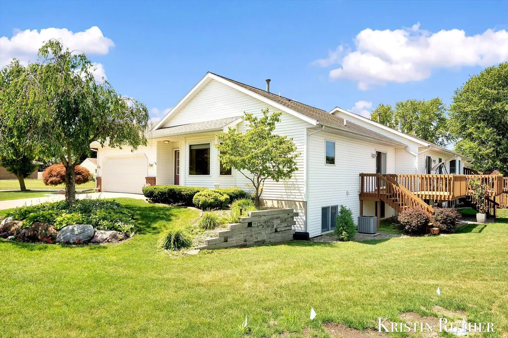 3843 44th Street SW Grandville City MI 49418