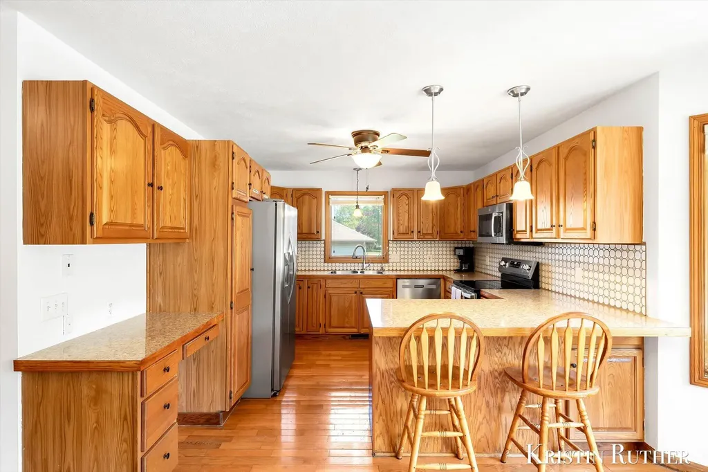 3843 44th Street SW Grandville City MI 49418