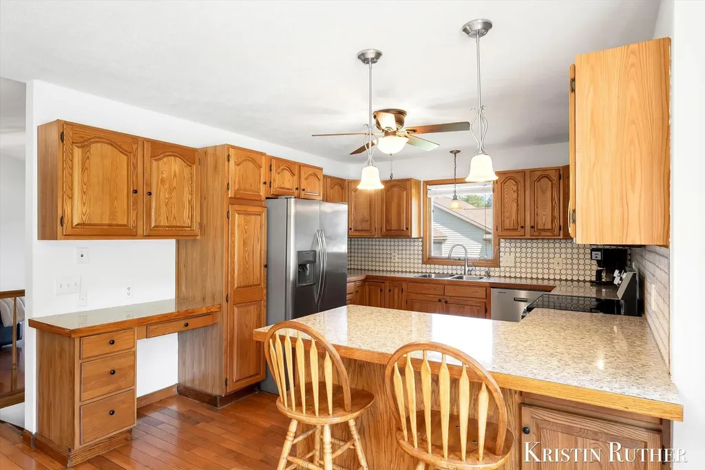 3843 44th Street SW Grandville City MI 49418