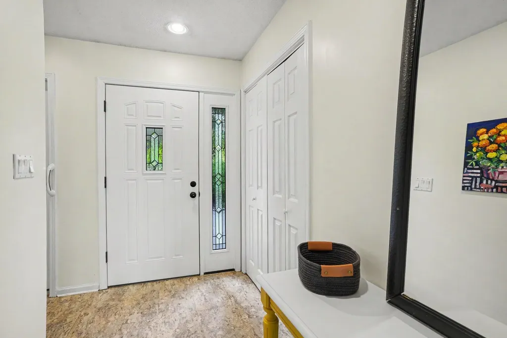 123 Bennett Avenue Hartford City MI 49057