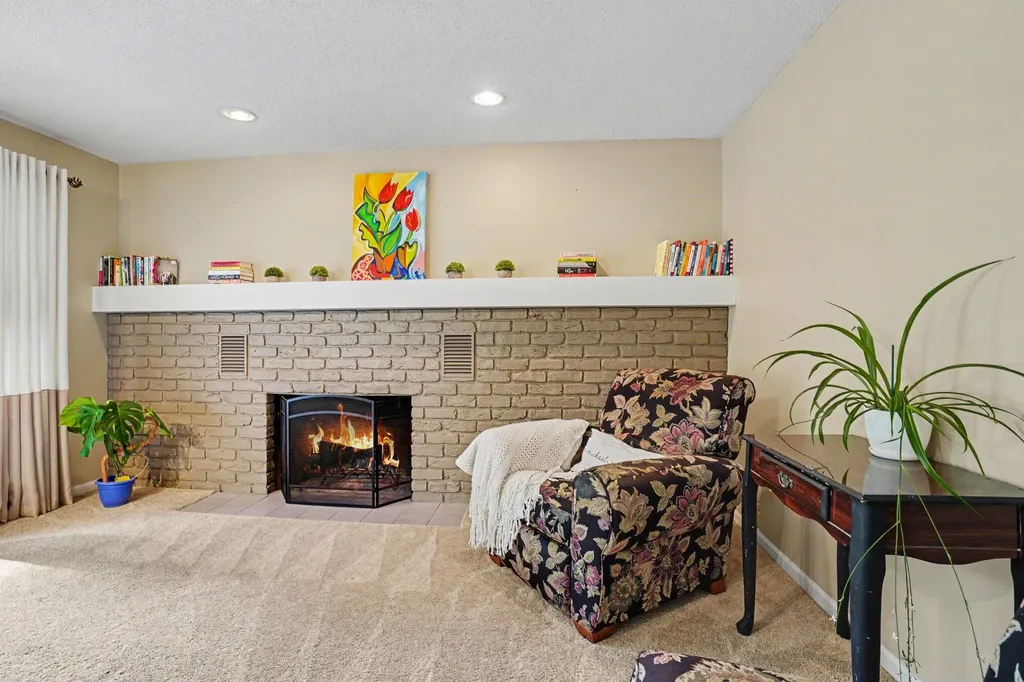 123 Bennett Avenue Hartford City MI 49057