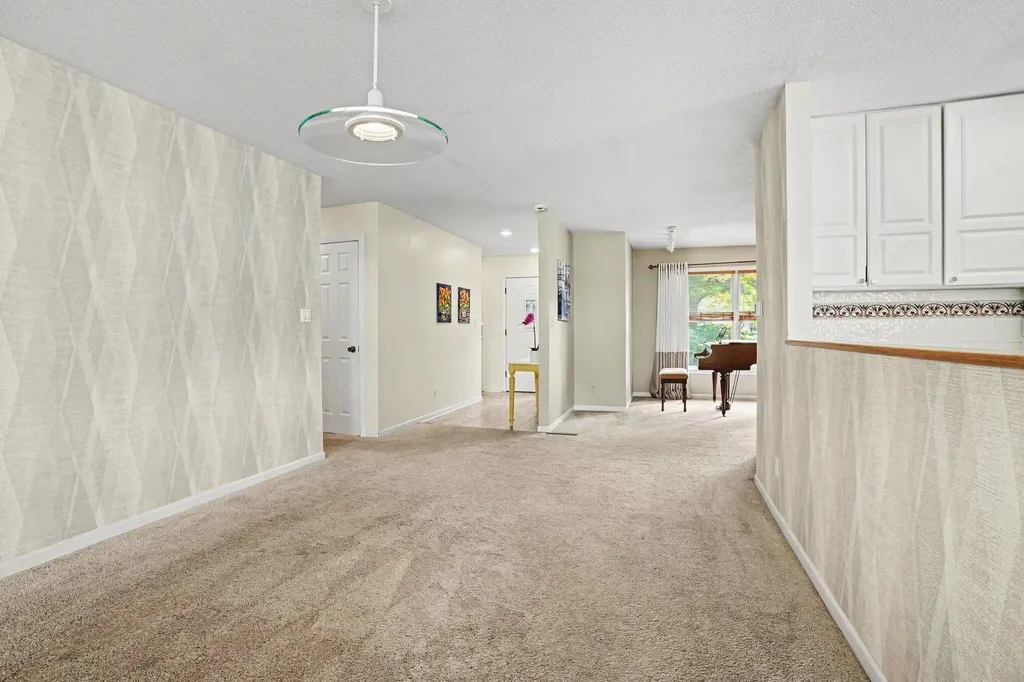 123 Bennett Avenue Hartford City MI 49057