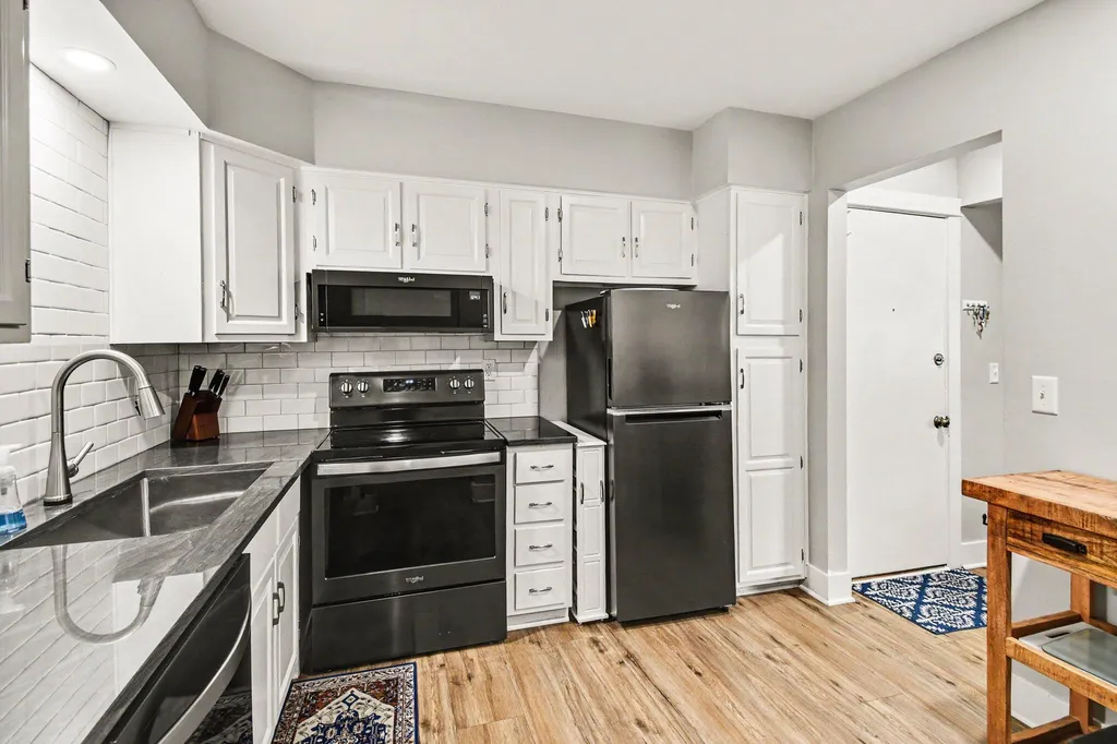 2759 Leonard Street NW Grand Rapids City MI 49504