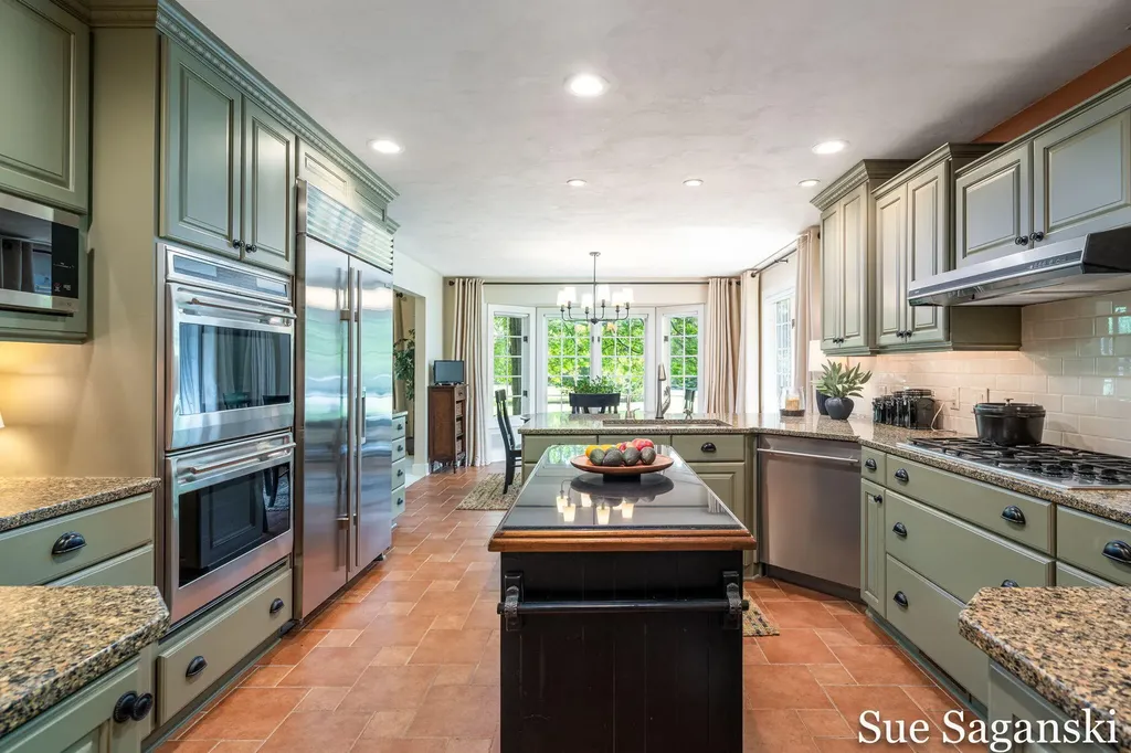 6514 Creekwood Drive Laketown Township MI 49423