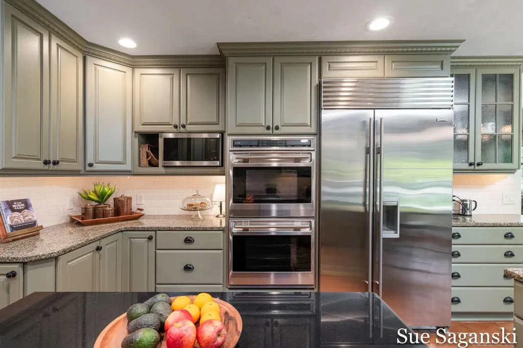 6514 Creekwood Drive Laketown Township MI 49423