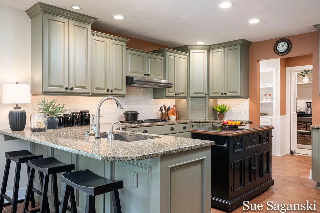 6514 Creekwood Drive Laketown Township MI 49423