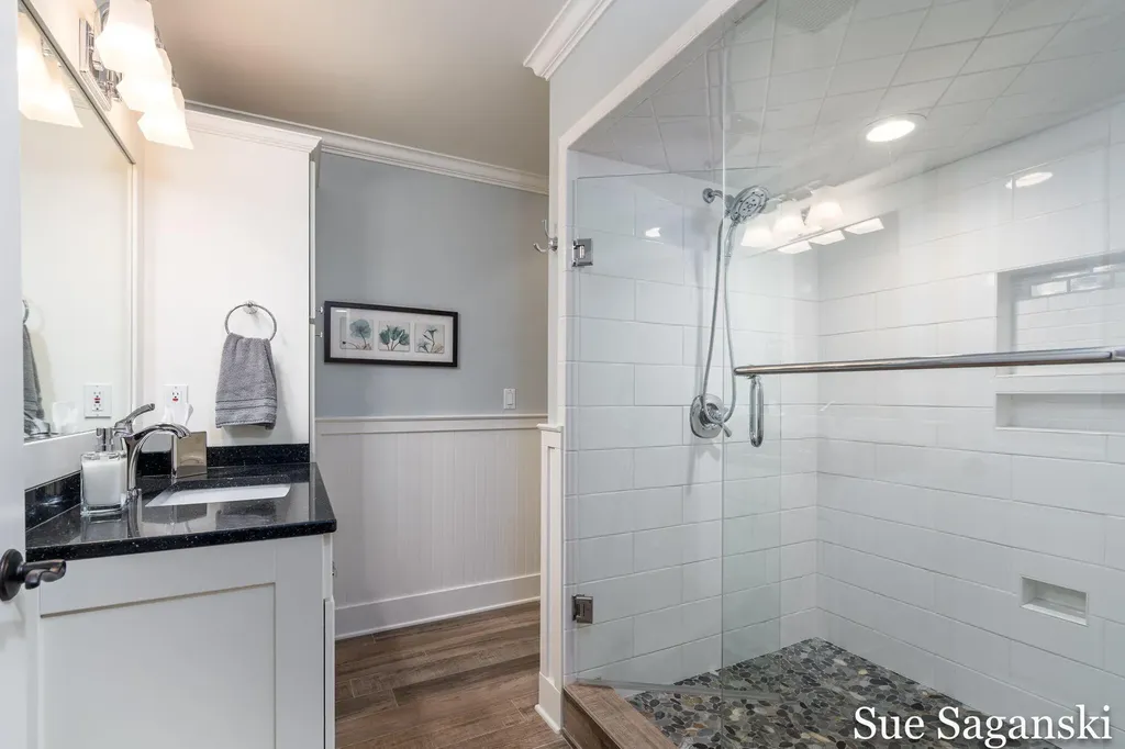 6514 Creekwood Drive Laketown Township MI 49423