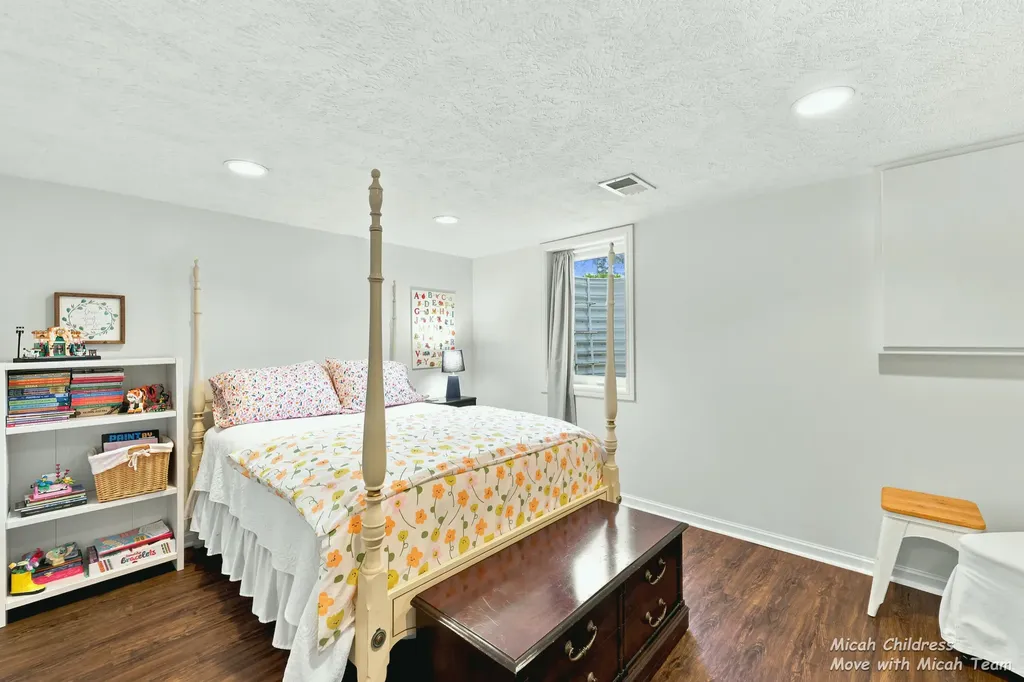 2048 Tulip Lane Georgetown Charter Township MI 49428