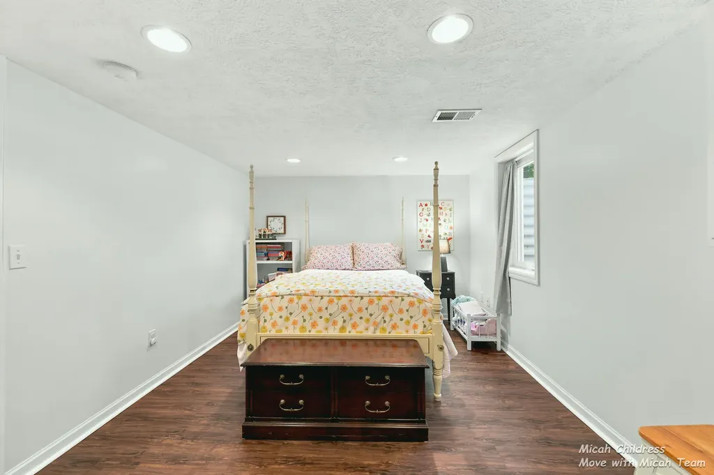 2048 Tulip Lane Georgetown Charter Township MI 49428