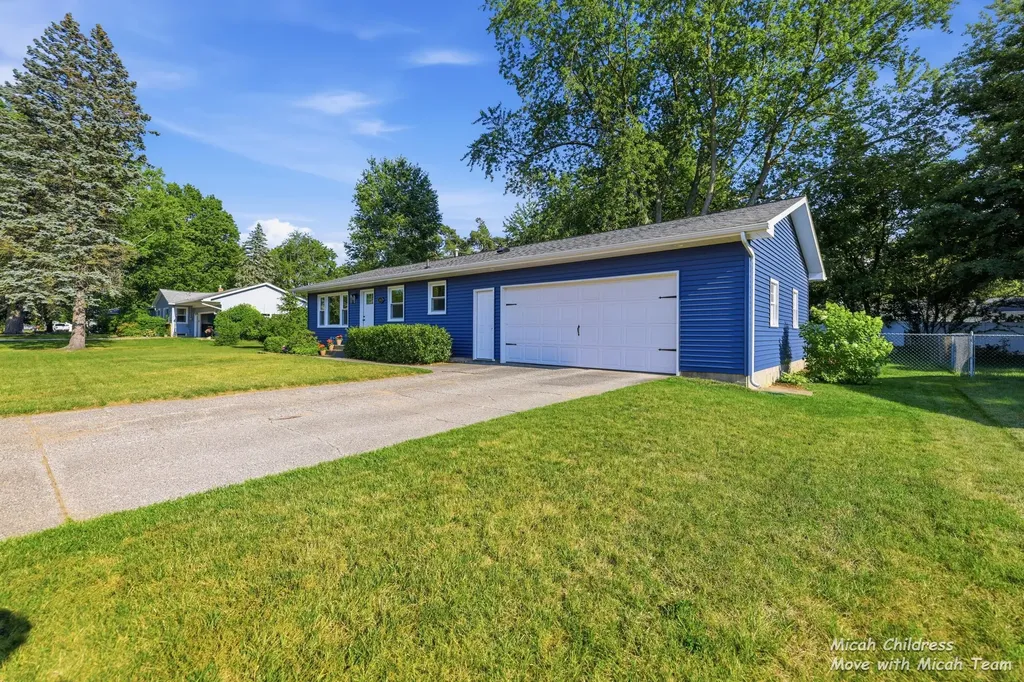 2048 Tulip Lane Georgetown Charter Township MI 49428