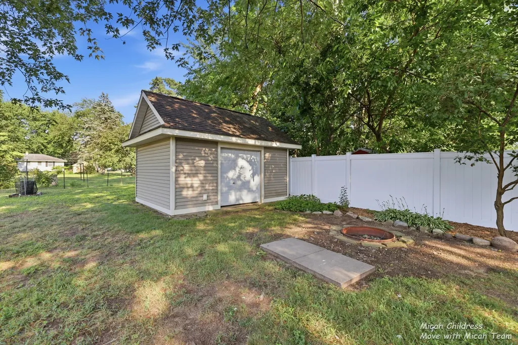2048 Tulip Lane Georgetown Charter Township MI 49428