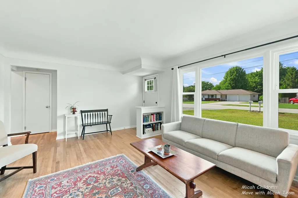 2048 Tulip Lane Georgetown Charter Township MI 49428