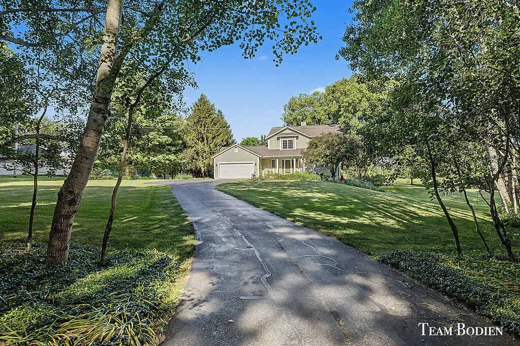8925 Shaner Avenue NE Courtland Township MI 49341
