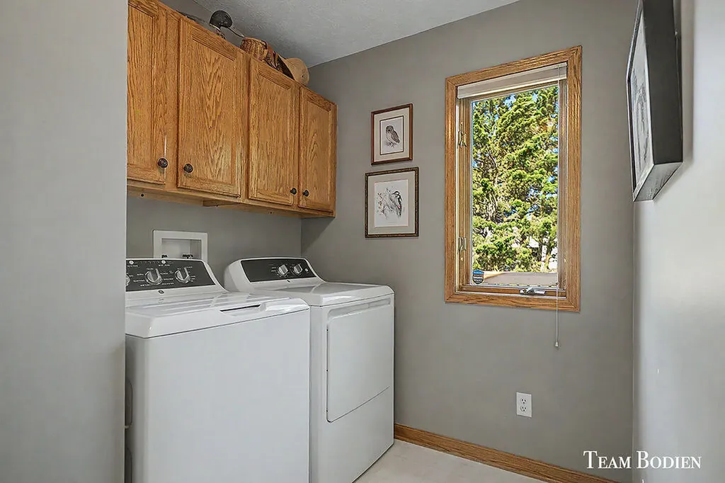 8925 Shaner Avenue NE Courtland Township MI 49341