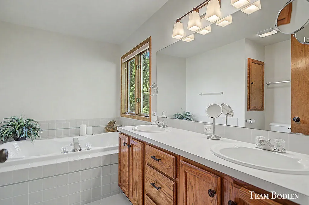 8925 Shaner Avenue NE Courtland Township MI 49341