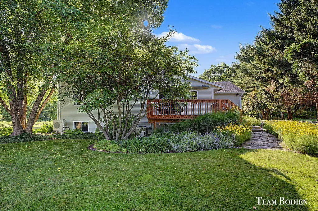 8925 Shaner Avenue NE Courtland Township MI 49341